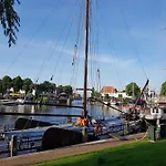 Bed & Breakfast De Stadshoeve 4*