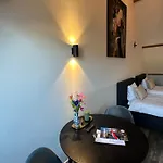 De Stadshoeve Bed & Breakfast