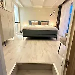 Bed & Breakfast De Stadshoeve