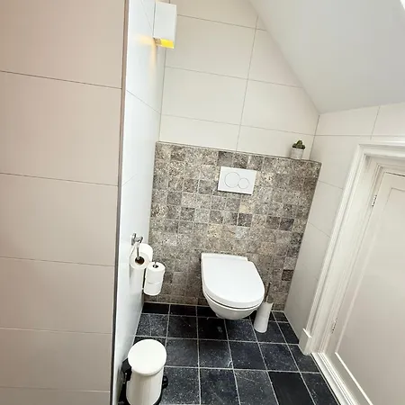 De Stadshoeve Oda ve Kahvaltı 4*