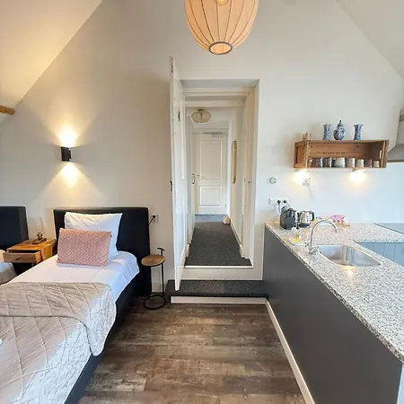 De Stadshoeve Oda ve Kahvaltı 4*
