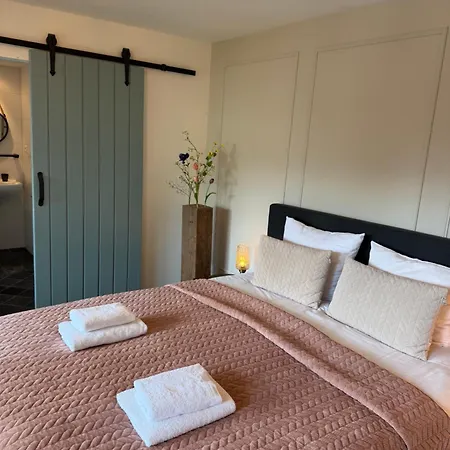 De Stadshoeve 4*