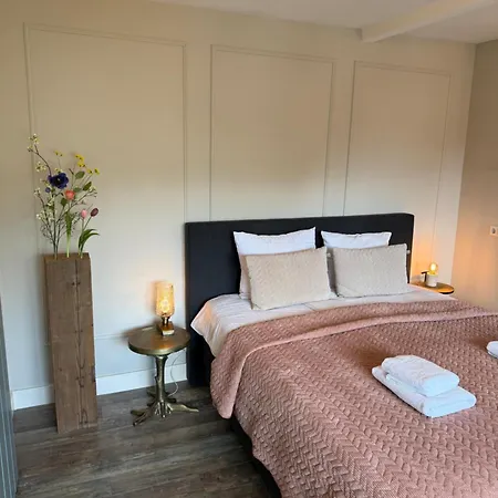 De Stadshoeve Oda ve Kahvaltı 4*