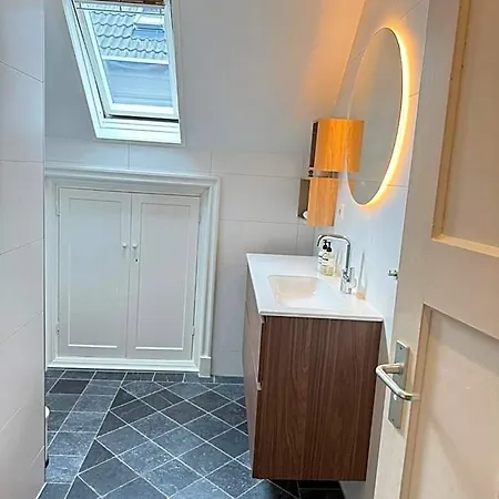 De Stadshoeve Bed & Breakfast 4*