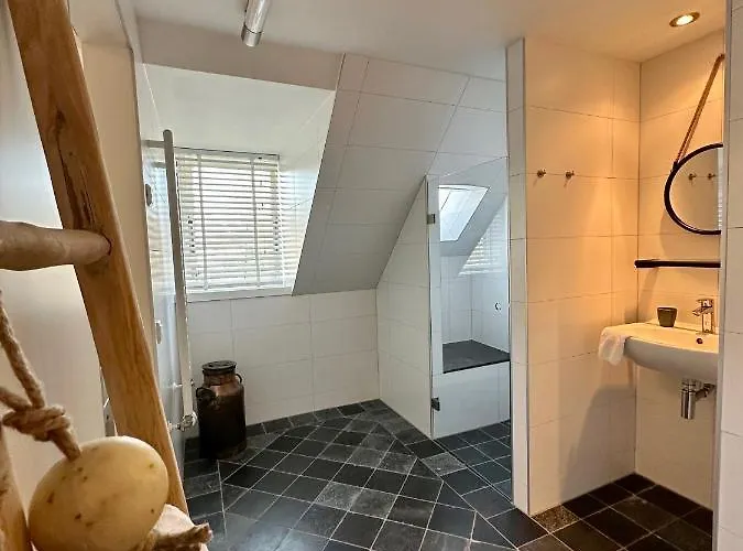 De Stadshoeve Bed & Breakfast Medemblik