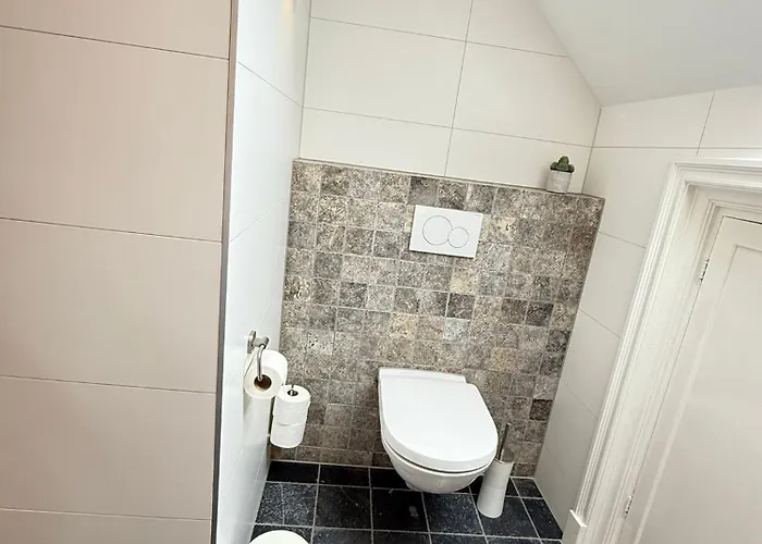 De Stadshoeve Bed & Breakfast 4*